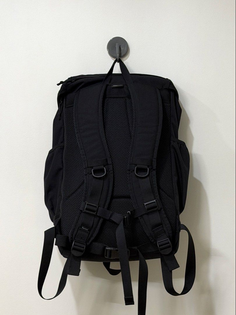Preloved ★ SUPREME FW24 Backpack 24L in Black (Category: Backpacks) located in San Juan City. Submitted by curated.club (Listing ID 1455804055, Image 2). Description: ★ please read bio before ordering ★ actual item color may differ slightly due to lighting and screen settings ★ only used twice .