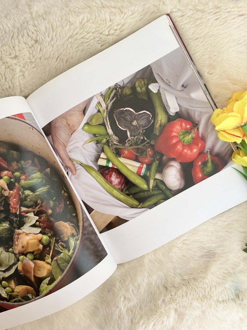 Preloved Cookbook (w/ pictures) (Category: Storybooks) located in Santa Rosa. Submitted by thrifty_bev (Listing ID 1455703387, Image 1). Description: 📍Santa Rosa, Nueva Ecija MOD: Sco MOP: Maribank Note: No COD.