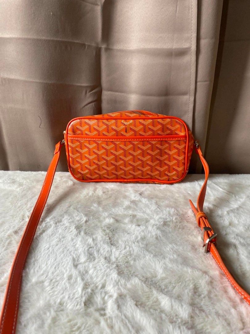 Preloved goyard (Category: Luxury Bags & Wallets) located in Butuan. Submitted by leah_31.1994 (Listing ID 1455676708, Image 2). Description: preloved ukay source.
