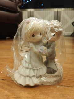 (Category: ) located in . Submitted by GenZenn (Listing ID 1455824865, Image 1). Description: .
