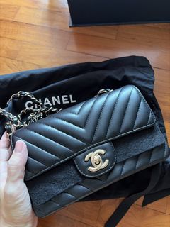 (Category: ) located in . Submitted by littlerolls (Listing ID 1455678864, Image 1). Description: .