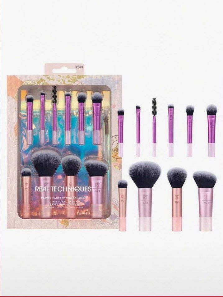 Real Techniques Makeup Brush Sets (Category: Makeup) located in Manila. Submitted by xu_yans (Listing ID 1455850366, Image 1). Description: For pre-order Authentic Message for price .