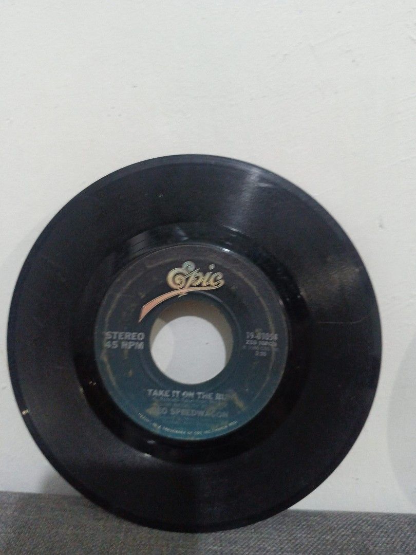 Reo Speedwagon 45 RPM VG (Category: Vinyls) located in Cavite. Submitted by bodega_ni_kiks11 (Listing ID 1455770423, Image 2). Description: .