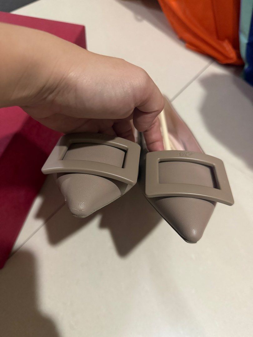 Roger Vivier Gommettine 36 (Category: Sneakers & Footwear) located in Quezon City. Submitted by steph_hgo (Listing ID 1455735169, Image 2). Description: Used once only Runs big (best fits 36.5-37) Leather Bought in Greenbelt for 45k No major issues Comes with original box and shoe pouch.