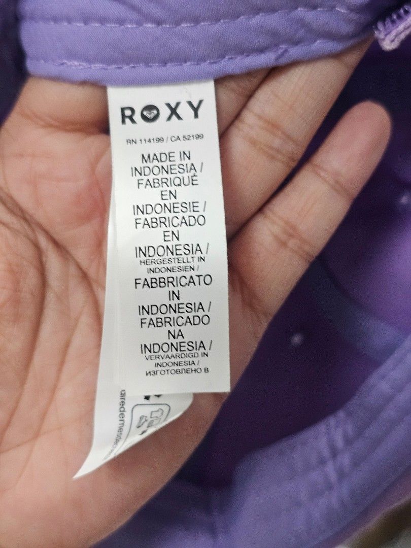 Roxy 1990 Cap (Category: Caps & Hats) located in Paranaque City. Submitted by rhodalietagle (Listing ID 1455843249, Image 3). Description: - Brand: ROXY - Design: '1990' detail - Color: Lilac - Condition: Good - Style: Casual cap - Used once - Good as new. Dinisplay lang - Authentic Roxy. From Zalora. Nabili ko ng 1,090 pesos. - RFS, sobrang dami ng cap, di na nagagamit. Sayang kung maluma. .