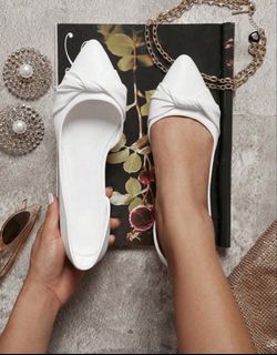 (Category: ) located in . Submitted by baddiewardrobeph (Listing ID 1455690384, Image 1). Description: .