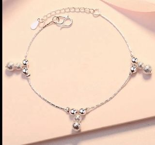 (Category: ) located in . Submitted by buysellcloset (Listing ID 1455741963, Image 1). Description: .