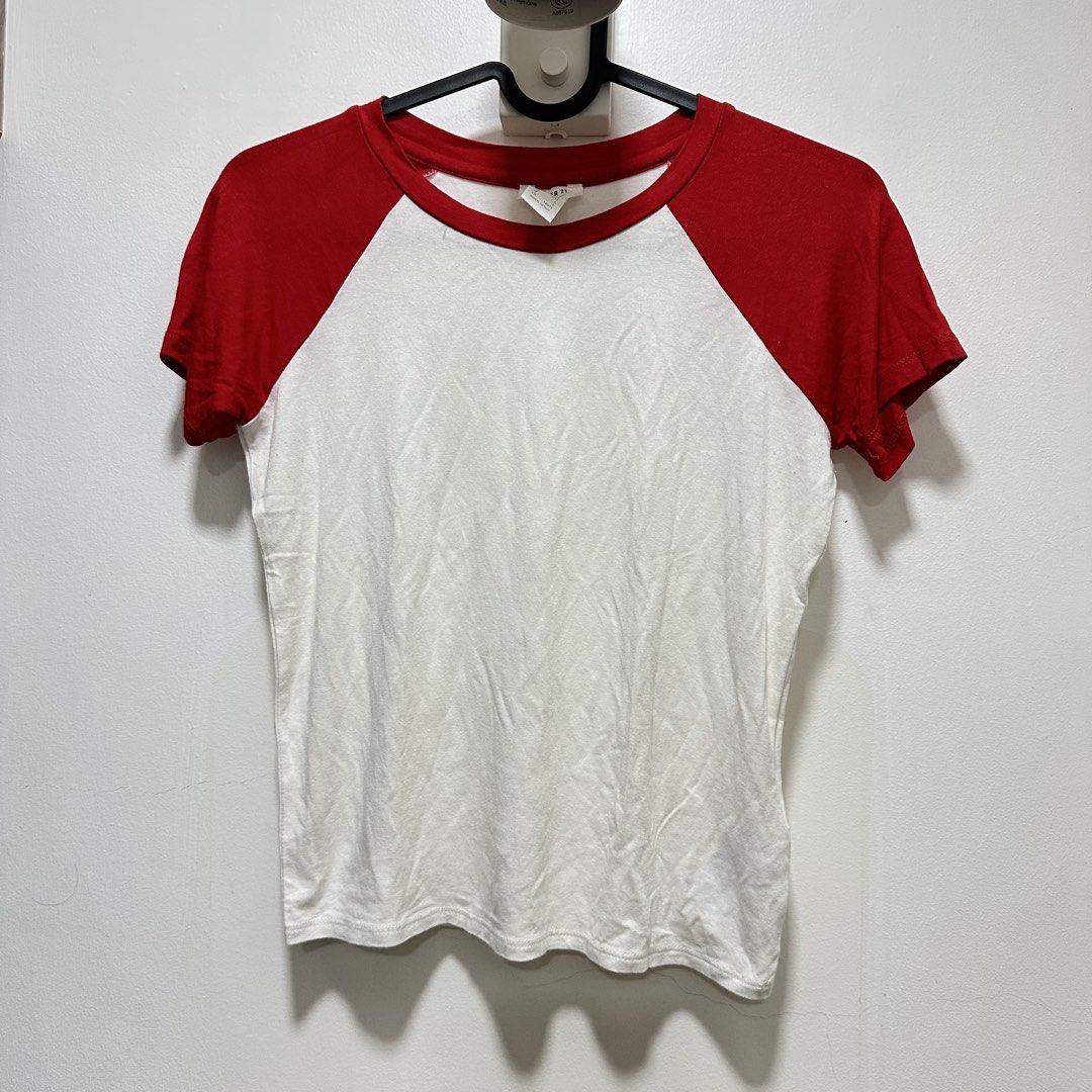 (S) Forever21 Baseball Tee in Red/White (Category: Shirts) located in Dagupan City. Submitted by kc.declutters (Listing ID 1455839582, Image 2). Description: Only worn once! Good as new. Super presko yung fabric and lambot. Stretchable Fits XS-S.