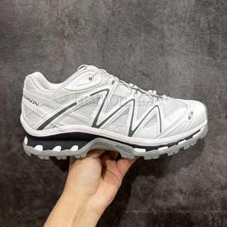 (Category: ) located in . Submitted by fashion.luxe (Listing ID 1455833825, Image 1). Description: .
