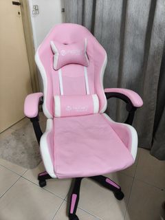 (Category: ) located in . Submitted by aliyarania (Listing ID 1455812489, Image 1). Description: .
