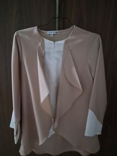 (Kategori: ) berada di . Dikirim oleh esarfara (ID iklan 1455776390, Gambar 1). Deskripsi: .