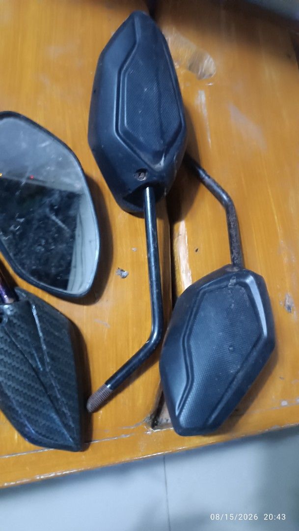 Side mirror take all motorcycle side mirror (Category: Body Parts and Accessories) located in Rizal. Submitted by decluttertoreuse (Listing ID 1455797713, Image 2). Description: Take all 200 no brand free shipping delivery only no meet up sale as is.