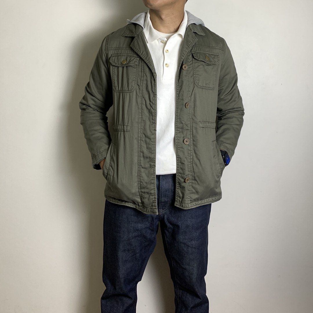 Sky bomber Parka Jacket (Category: Coats, Jackets and Outerwear) located in Baguio. Submitted by been.aged_ph (Listing ID 1455675595, Image 1). Description: 𝚂𝚒𝚣𝚎: fits up to M 𝙳𝚒𝚖𝚎𝚗𝚜𝚒𝚘𝚗𝚜: 21 x 27 𝙲𝚘𝚗𝚍𝚒𝚝𝚒𝚘𝚗: Very Good 𝙸𝚜𝚜𝚞𝚎: none Model Height: 5' 7" .