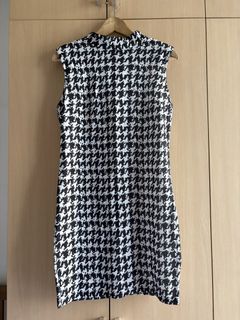 (Category: ) located in . Submitted by buyer789 (Listing ID 1455769803, Image 1). Description: .