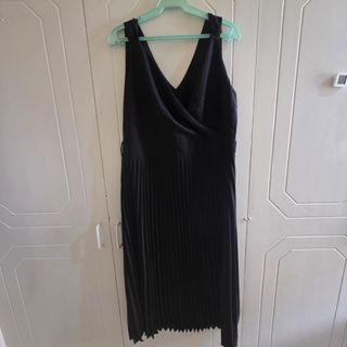 (Category: ) located in . Submitted by anne_finds (Listing ID 1455739307, Image 1). Description: .