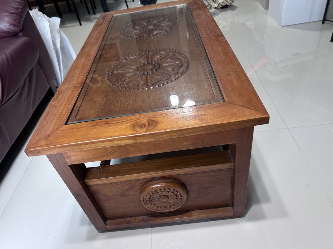 Solid Wood Dining Table (Category: Tables & Sets) located in Singapore. Submitted by takkesalagitkdehal (Listing ID 1455712703, Image 3). Description: Dining Table Solid and Heavy with Top Glass Measurement: 104cm x 54cm Cash and Carry.