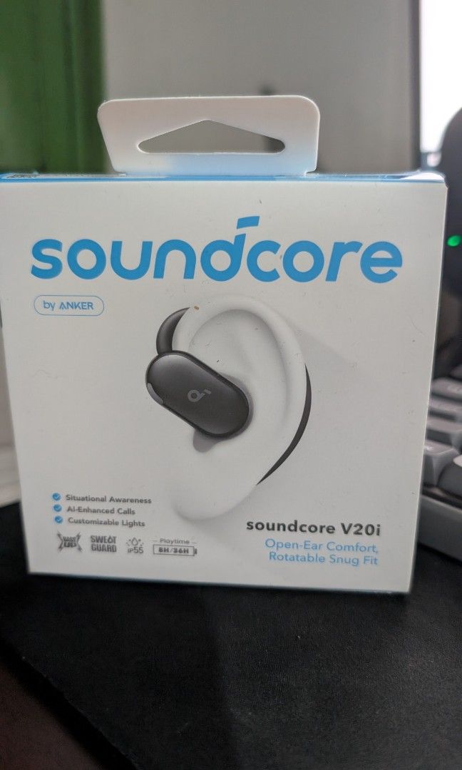 Soundcore V20i (Category: Earphones) located in Pasig City. Submitted by steve____ (Listing ID 1455783023, Image 1). Description: opened to try, then straight back to the box. never used since. about 1 week old.