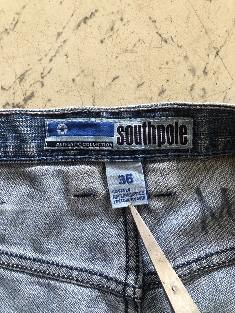 🏷️SOUTHPOLE (Category: Shorts) located in Cagayan de Oro. Submitted by jericc1 (Listing ID 1455717652, Image 3). Description: 🏷️SOUTHPOLE W-36 on tag L-24.7 (close 25) T-15 H-12.5.