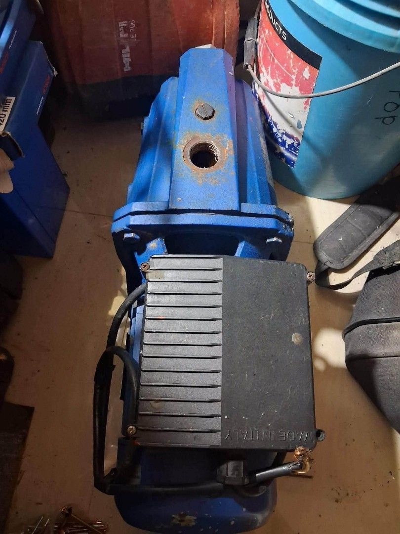 Speroni CAM 202 Water Pump (Category: Construction Tools & Equipment) located in Manila. Submitted by gracedealsph (Listing ID 1455829496, Image 2). Description: - Speroni CAM 202 Water Pump - Made in Italy - Power: 220V, 60Hz - Motor: 1.5kW / 2HP - Max Flow Rate: 150 Liters per minute - Condition: Good working order - Ready for pickup pasig location.