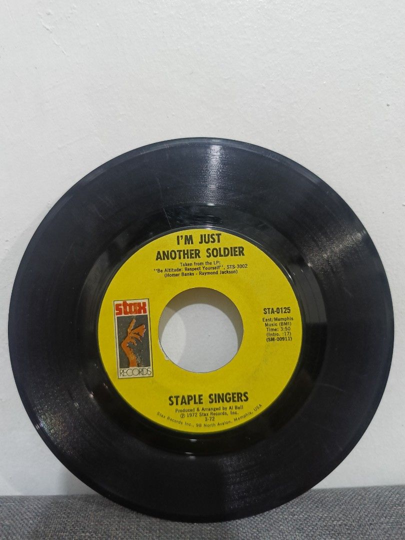 Staple Singers 45 RPM VG+ (Category: Vinyls) located in Cavite. Submitted by bodega_ni_kiks11 (Listing ID 1455764286, Image 2). Description: .