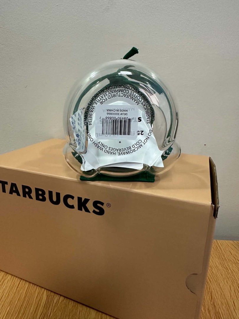 Starbucks Bearista Glass Cold Cup (Category: Water Bottles & Tumblers) located in Valenzuela. Submitted by patpeev (Listing ID 1455784809, Image 3). Description: For Sale - Starbucks Bearista Glass Cold Cup - Green Apron, Black Cap Edition - Unused - With box and authenticity card - 25 oz Php 2900 MOD: Lalamove (within NCR), JNT (outside NCR) MOP: Cash, Gcash or Maya 📍Marulas, Valenzuela.