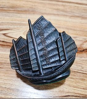 (Category: ) located in . Submitted by vintage_treasures24 (Listing ID 1455846492, Image 1). Description: .