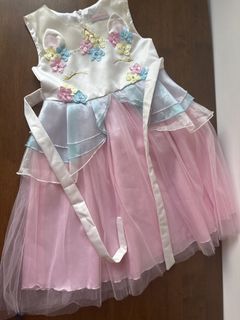 (Category: ) located in . Submitted by karoselling (Listing ID 1455691335, Image 1). Description: .