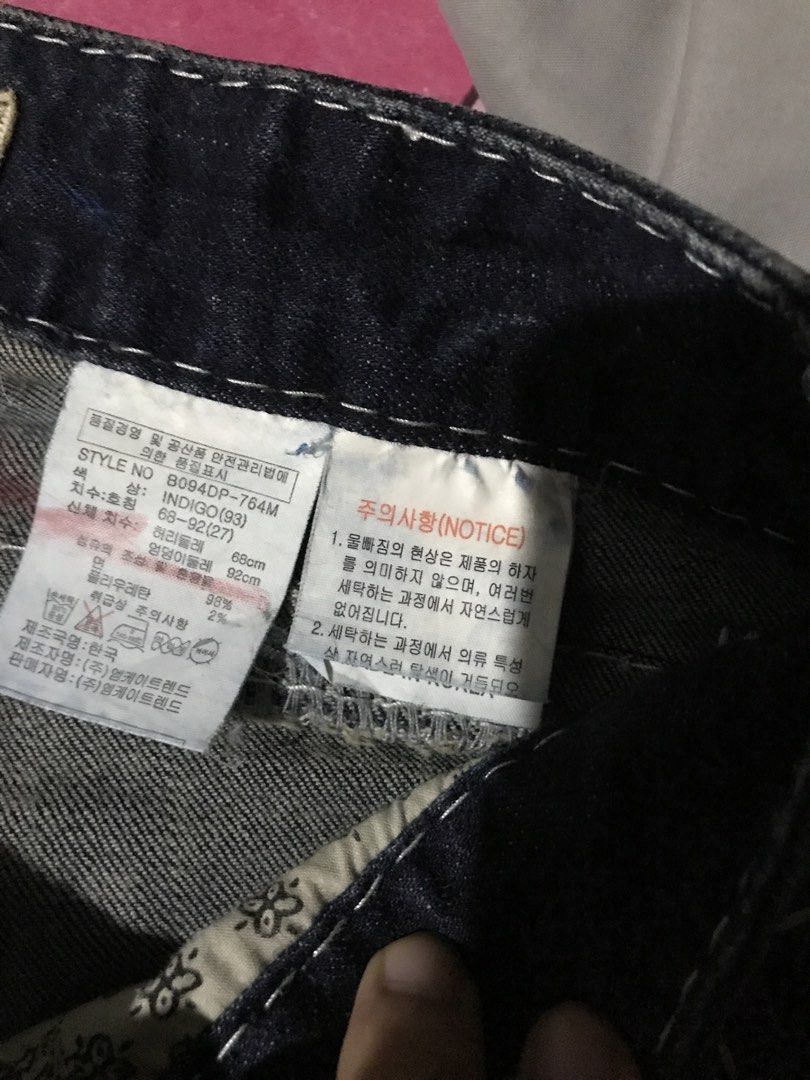 Tailored by Buckaroo Bootcut Denim Jeans (Category: Jeans) located in Manila. Submitted by franceleeb33468 (Listing ID 1455677951, Image 3). Description: FS! “ Tailored by Buckaroo Bootcut Denim Jeans ⚡️ Heavy contrast white stitching | 📐 Size: W28-29 | L38 | Hem 8 ( front rise 6.5 ) Condition: very good use good condition ✨ Fit: Slim Bootcut 📌price 650 only🥹 dm po!📩.