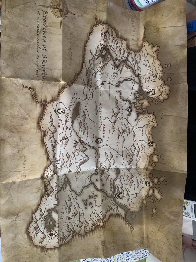 The Elder Scrolls V Skyrim Xbox 360 Game with Map (Category: PlayStation) located in Cebu City. Submitted by karlosta.2262 (Listing ID 1455752312, Image 3). Description: - The Elder Scrolls V: Skyrim for Xbox 360 - Includes game disc and original case - Comes with the large Province of Skyrim map - Game disc has minor scratches but plays without issues - A fantastic adventure game.