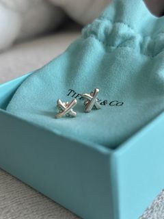 (Category: ) located in . Submitted by luxcollectionbyjy (Listing ID 1455698806, Image 1). Description: .