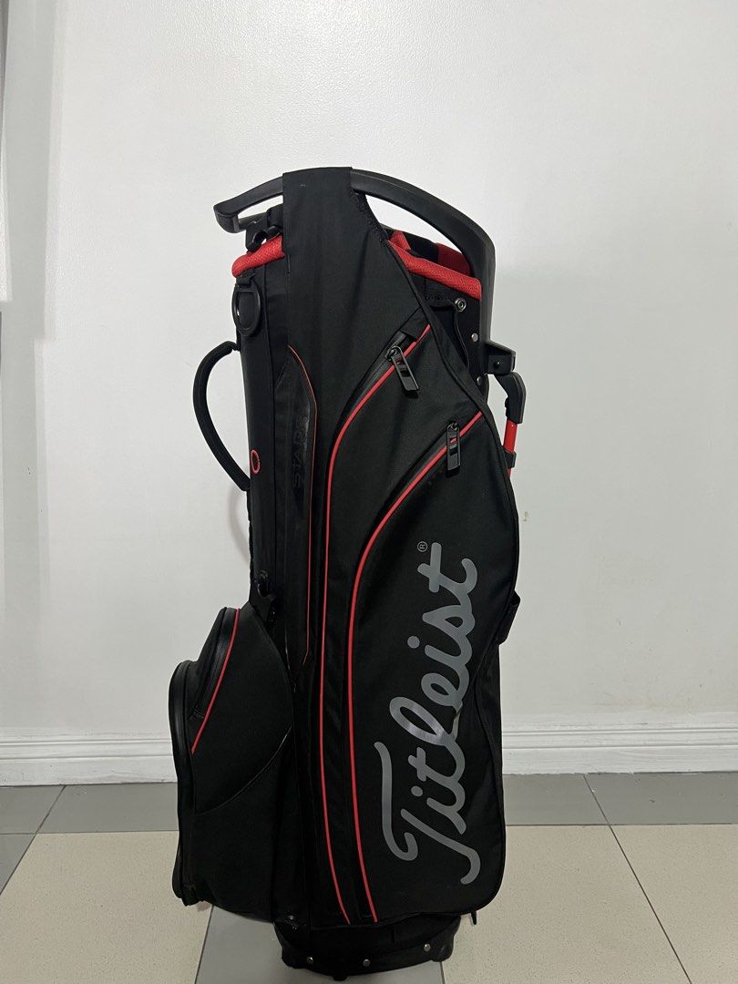 Titleist Hybrid 14 Black/Black/Red (Category: Golf) located in Pasay City. Submitted by shansey21 (Listing ID 1455716318, Image 2). Description: For sale!! Titleist Hybrid 14 Black/Black/Red good as new / 9/10 condition ( no double strap included ) missing no head cover with rain cover Selling for 16,000 pesos only! Vitocruz Taft Malate Manila Pick up or Lalamove Car.