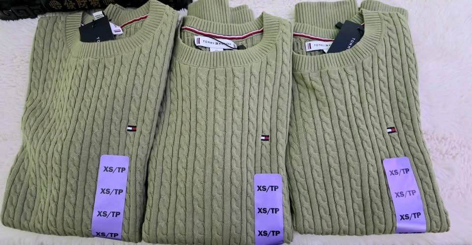 Tommy Hilfiger Cable Knit Sweater XS/TP (Category: Longsleeves) located in Manila. Submitted by majimi (Listing ID 1455834498, Image 1). Description: - Brand: Tommy Hilfiger - Style: Cable Knit Sweater - Available Sizes: XS/TP - Colors: Light Green, Light Blue, Burgundy, White - Material: Soft and comfortable - Versatile: Perfect for layering or wearing on its own.