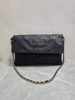 (Category: ) located in . Submitted by SecondhandItems97 (Listing ID 1455735766, Image 1). Description: .