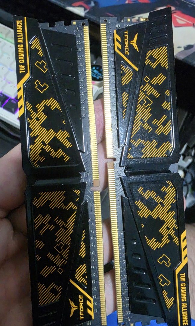 TUF TForce 8x2 GB 3200MHz RAM (Category: Computer Parts) located in Quezon City. Submitted by aldenpv (Listing ID 1455816440, Image 3). Description: TUF T-Force 8x2 GB RAM 3200Mhz Had a previous issue and inconsistently works. Sometimes 1 or both shows up. Got tired so I bought new RAM and those worked. No flaws in pins. Does not come with original box as it was disposed already.