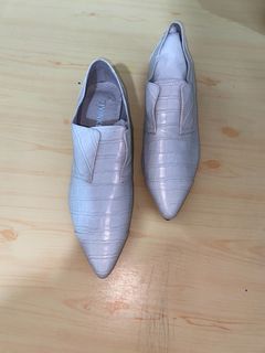 (Category: ) located in . Submitted by tan0115 (Listing ID 1455694535, Image 1). Description: .