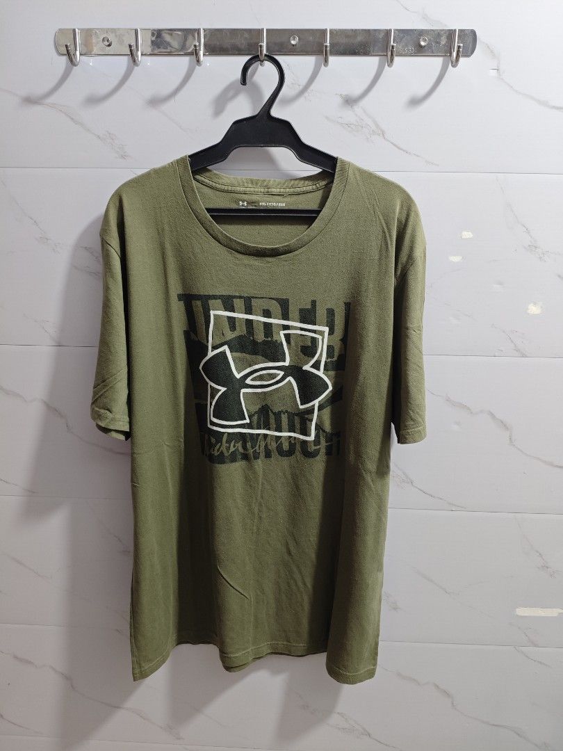 Under Armour Army Green Classic Men Tshirt (Category: Tshirts & Polo Shirts ) located in Baguio. Submitted by jayjay_apparel01 (Listing ID 1455740654, Image 1). Description: Under Armour Classic Men Tshirt Color Rate 9.5/10 No Flaws Complete Tags Cotton Tela Machine Washed Size XL To 2XL Dimes 24 Width 30 Length Price P259.