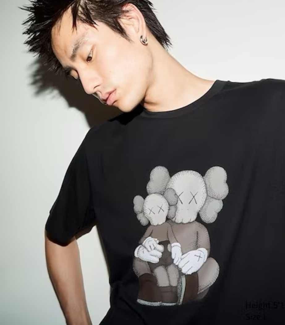 Uniqlo x Kaws collab TShirt (Category: Tshirts & Polo Shirts ) located in Mandaluyong City. Submitted by rolandsells (Listing ID 1313629283, Image 2). Description: Uniqlo x Kaws collab TShirt 100 % original sizes Large & X-Large.