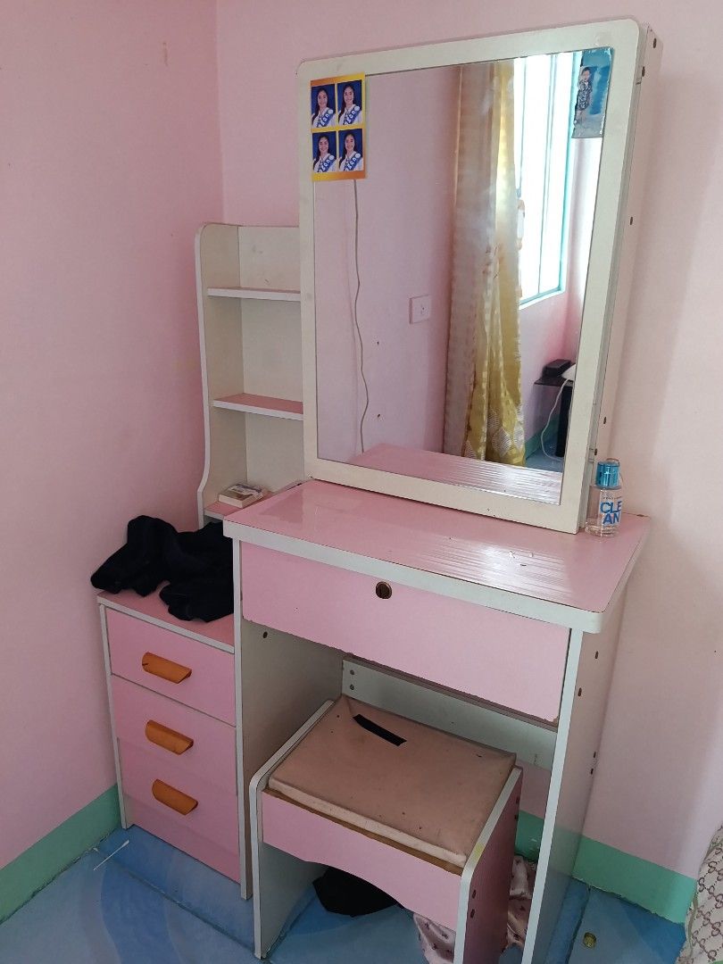 VANITY / MAKE UP TABLE (Category: Other Home Furniture) located in Cavite. Submitted by ejanecrosmar_08 (Listing ID 1455809617, Image 1). Description: Pm if interested, TY. ☺️.
