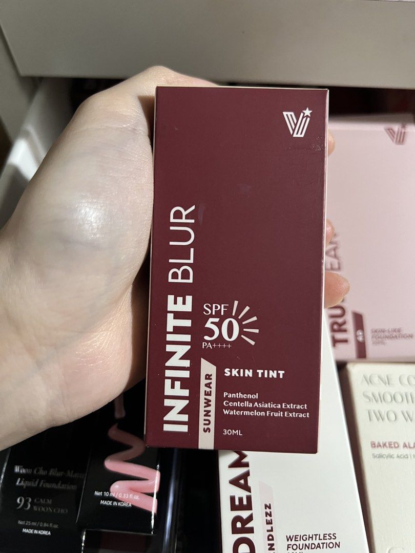 Vice Cosmetics Infinite Blur Skintint (Category: Makeup) located in Manila. Submitted by hellotrish (Listing ID 1455780748, Image 1). Description: - NOT MY SHADE - Opened SRP is 495.
