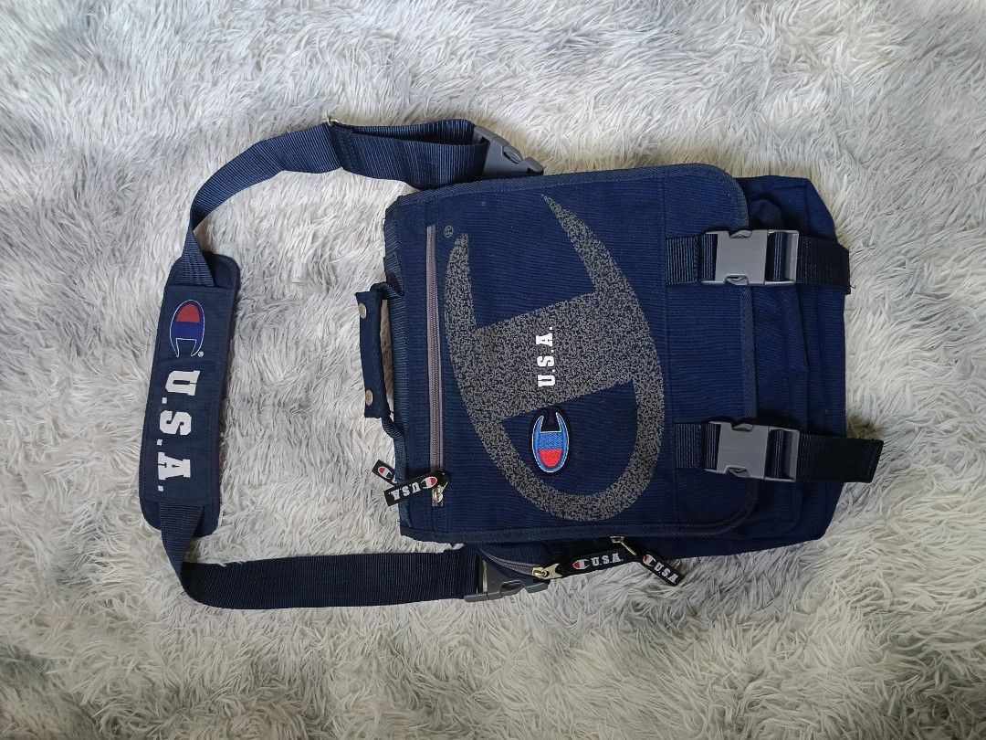 Vintage 2 way backpack / shoulder bag (Category: Backpacks) located in Quezon City. Submitted by tedthrift (Listing ID 1455770259, Image 1). Description: like new condition subrang ganda nito subrang ganda ng mga material or fabric na ginamit 10/10.