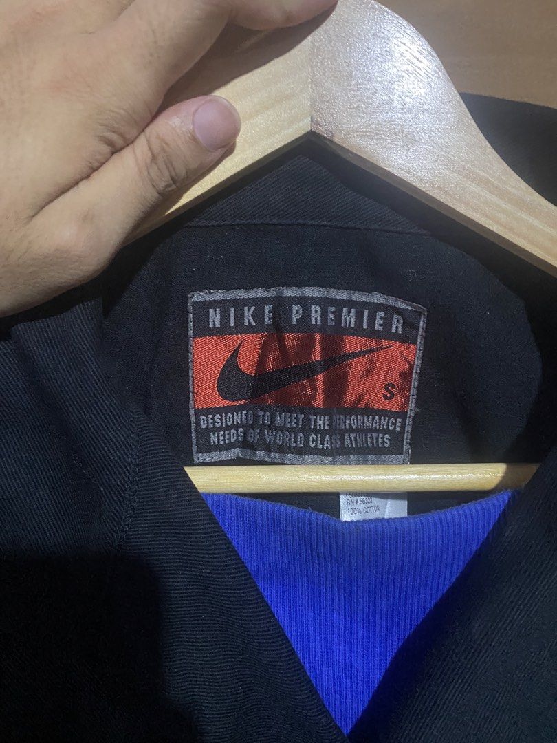 Vintage Nike premier swoosh (Category: Coats, Jackets and Outerwear) located in Manila. Submitted by sixbysix (Listing ID 1455838419, Image 3). Description: Dimes 24x27. Condition excellent 10/10 Color rate 10/10 Issue none Pm for interested .