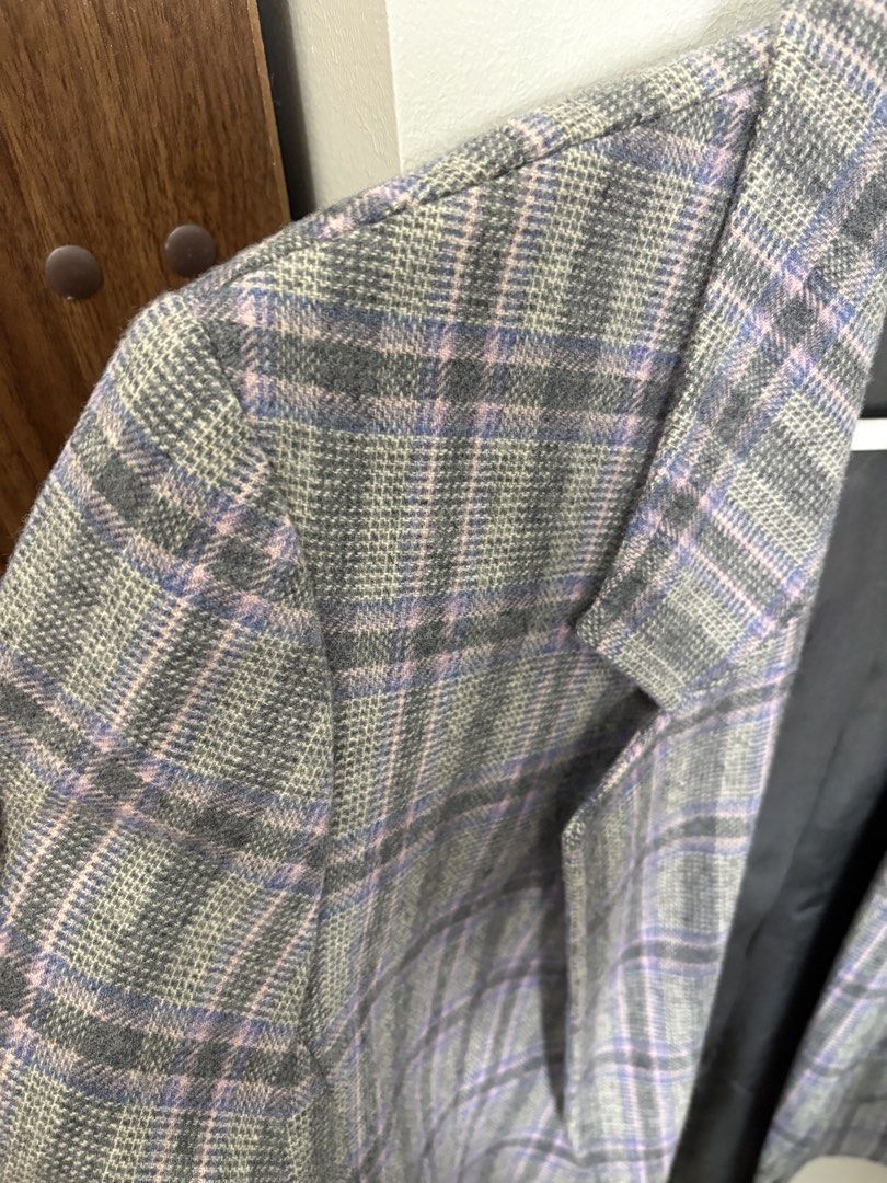 Vintage Pendleton 100% Virgin Wool Plaid Blazer/Coat (Category: Coats, Jackets and Outerwear) located in Makati City. Submitted by liamserdena (Listing ID 1455685363, Image 3). Description: Vintage Pendleton 100% Virgin Wool Plaid Blazer/Coat Lightly used Size 20 for W but fits small or medium Perfect with washed and dark denim.