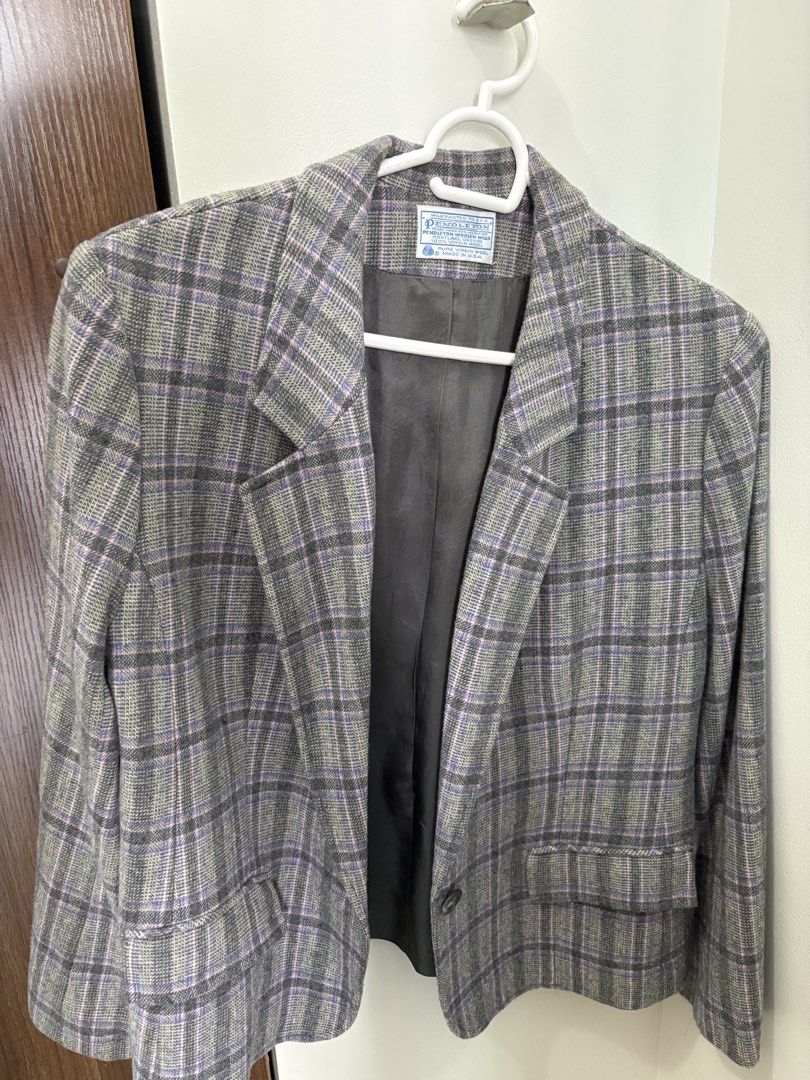 Vintage Pendleton 100% Virgin Wool Plaid Blazer/Coat (Category: Coats, Jackets and Outerwear) located in Makati City. Submitted by liamserdena (Listing ID 1455685363, Image 2). Description: Vintage Pendleton 100% Virgin Wool Plaid Blazer/Coat Lightly used Size 20 for W but fits small or medium Perfect with washed and dark denim.