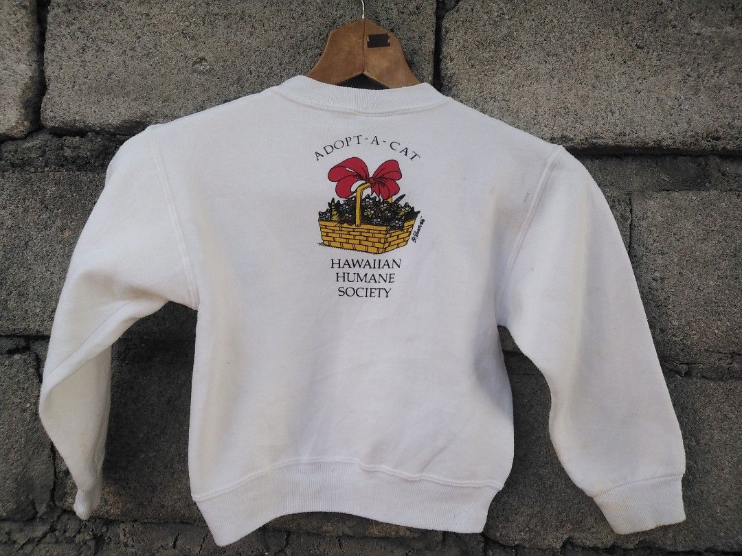 Vtg 90s B kliban cat (Category: Coats, Jackets and Outerwear) located in General Santos City (Dadiangas). Submitted by evolveorrepeat (Listing ID 1455712626, Image 2). Description: Vtg 90s B kliban cat" adopt a cat "playful grahic of cats sweatshirt jacket Sze small on tag Pit to pit 15 L"16 Detaila posted Dm to purchase!.