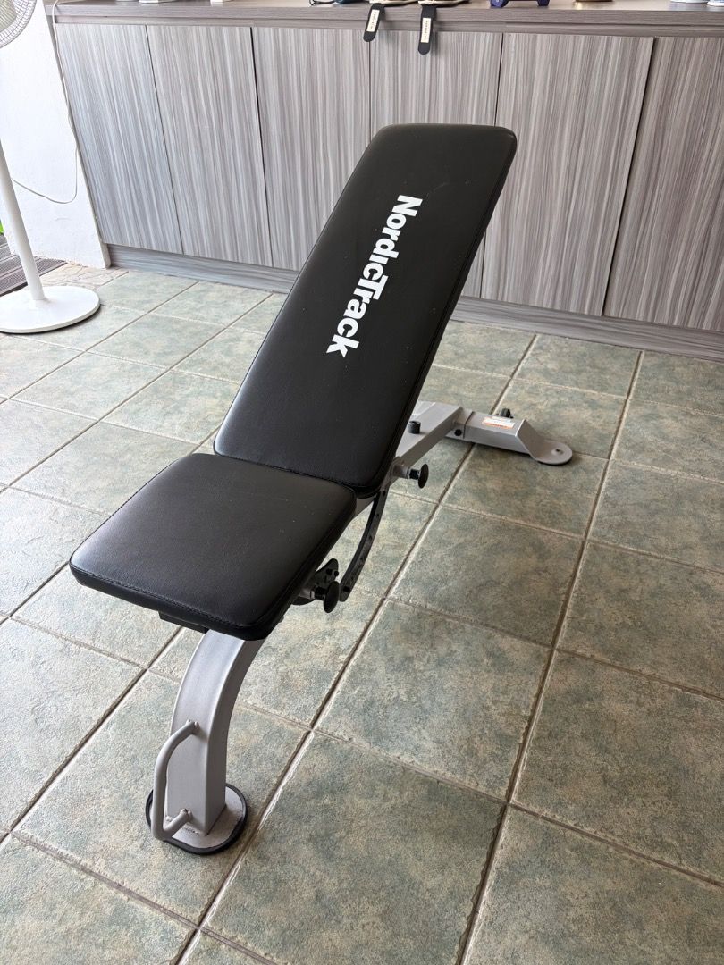 Weights bench (Category: Weights & Dumbbells) located in Singapore. Submitted by vastwolf_d29079 (Listing ID 1455713967, Image 3). Description: NordicTrack adjustable weights bench, great condition .