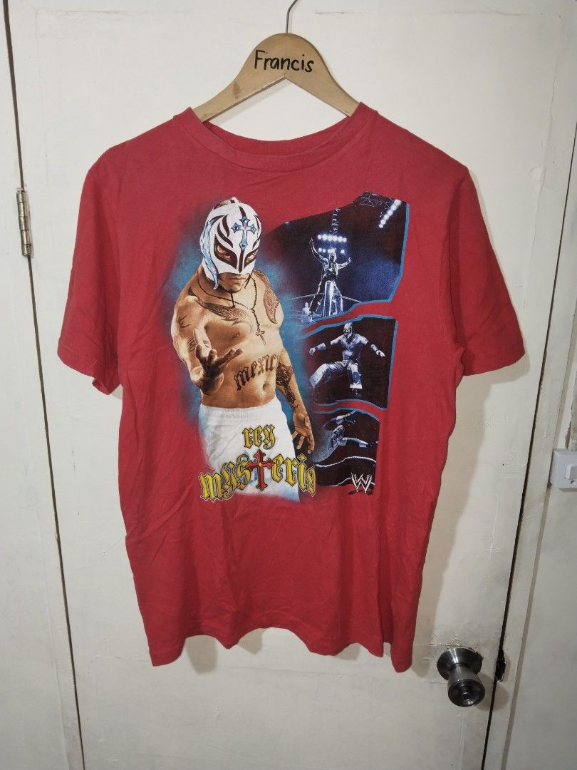 Wrestling tee Rey Mysterio (Category: Tshirts & Polo Shirts ) located in Barili. Submitted by francis88z (Listing ID 1455821833, Image 1). Description: Rey Mysterio size large W21L28 Excellent condition no issue 2500+sf.