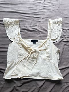 (Category: ) located in . Submitted by beas_closet (Listing ID 1455727144, Image 1). Description: .
