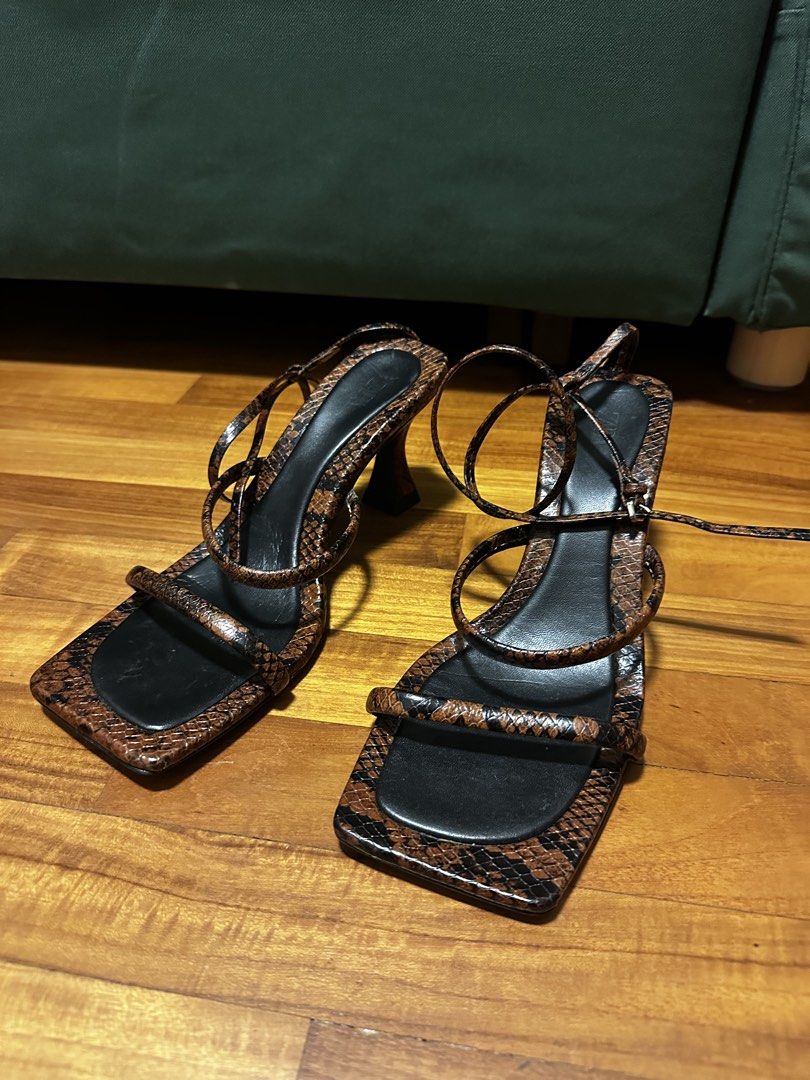 Zara heed (Category: Heels) located in Singapore. Submitted by thriveinstyle (Listing ID 1455823326, Image 1). Description: Zara python heels - great for wide fit - looks good with pants and black dress .