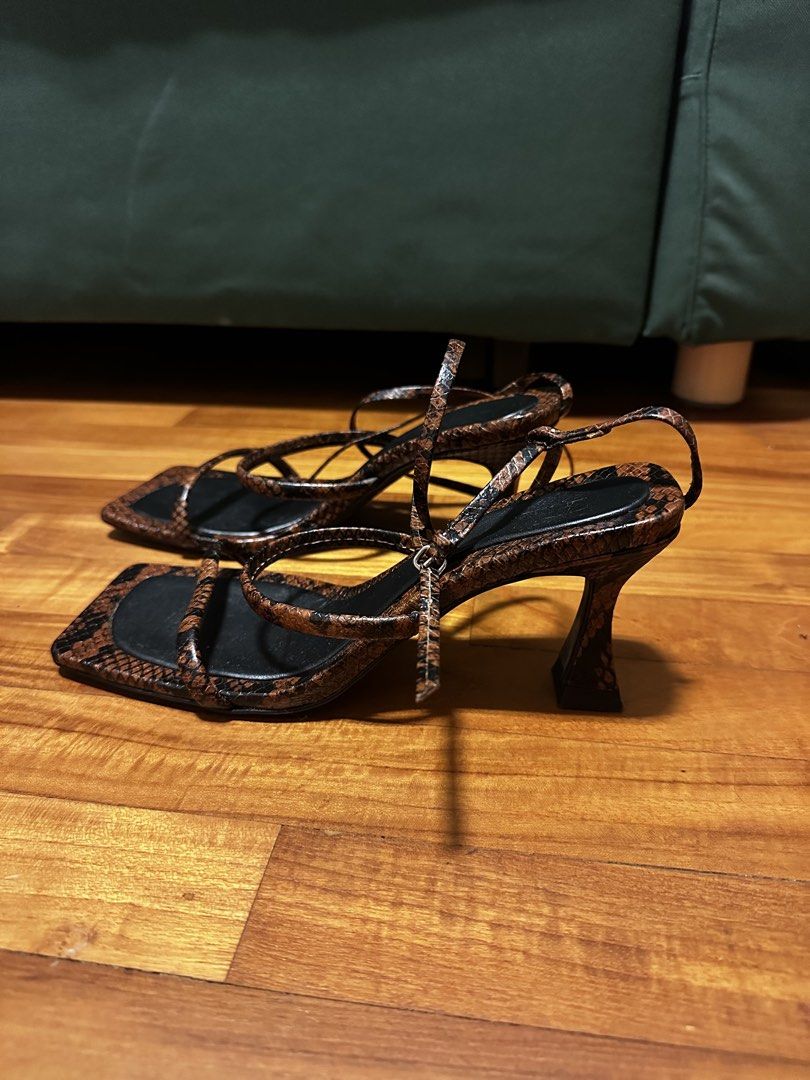 Zara heed (Category: Heels) located in Singapore. Submitted by thriveinstyle (Listing ID 1455823326, Image 2). Description: Zara python heels - great for wide fit - looks good with pants and black dress .