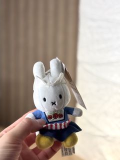 （分類：）位於 。 由 icedmocha1732 提交（商品編號 1455886550，圖片 1）。簡介： 。